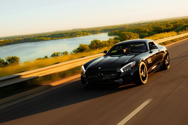 How are UK universities contributing to technological innovation?